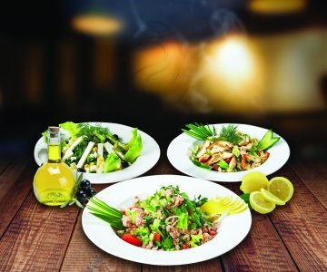 Tavuklu Salata - Chicken Salad